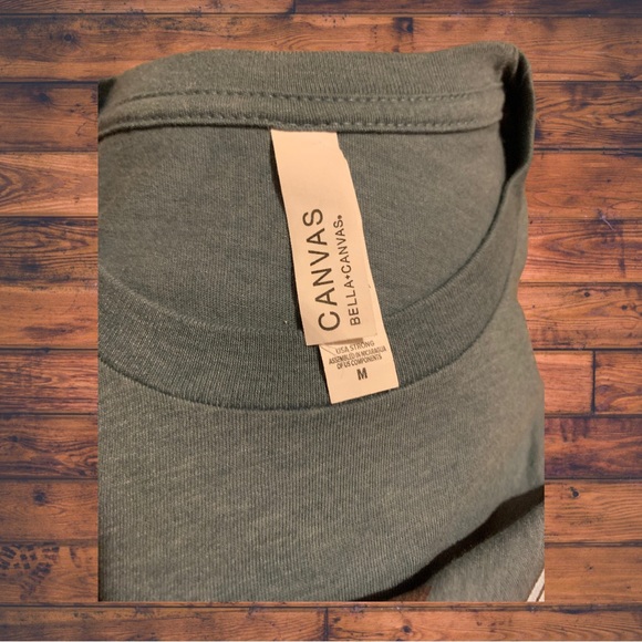 Threadless Neat Glass Half Full Cup Half Empty Funny Sarcastic Shirt - Picture 5 of 5